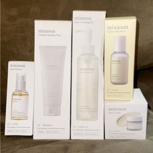 Mixsoon Skincare Set - White and Cream